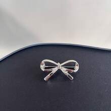 1/3pcs Multi-Color Metal Bow Brooch, Unique Design Niche Accessory, Anti-Exposure Buckle, V-Neck Pin, Versatile Party Holiday Christmas New Year Decoration Brooch - Gold - View 9