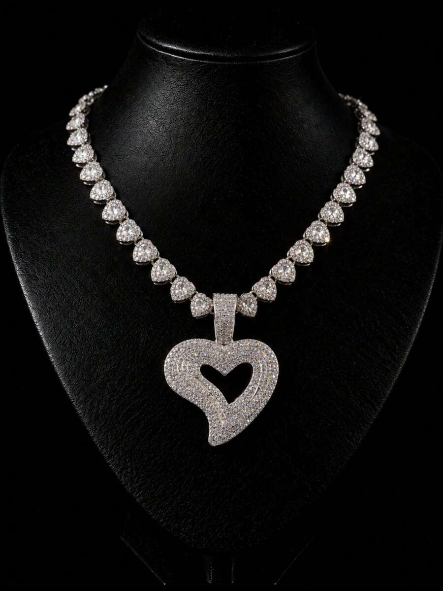 Personalized Asymmetrical Heart-Shaped Full Rhinestone Pendant Necklace, Heart-Shaped Rhinestone Chain, Hip-Hop Rap Style Couple Jewelry - Heart Pendant Necklace - View 1