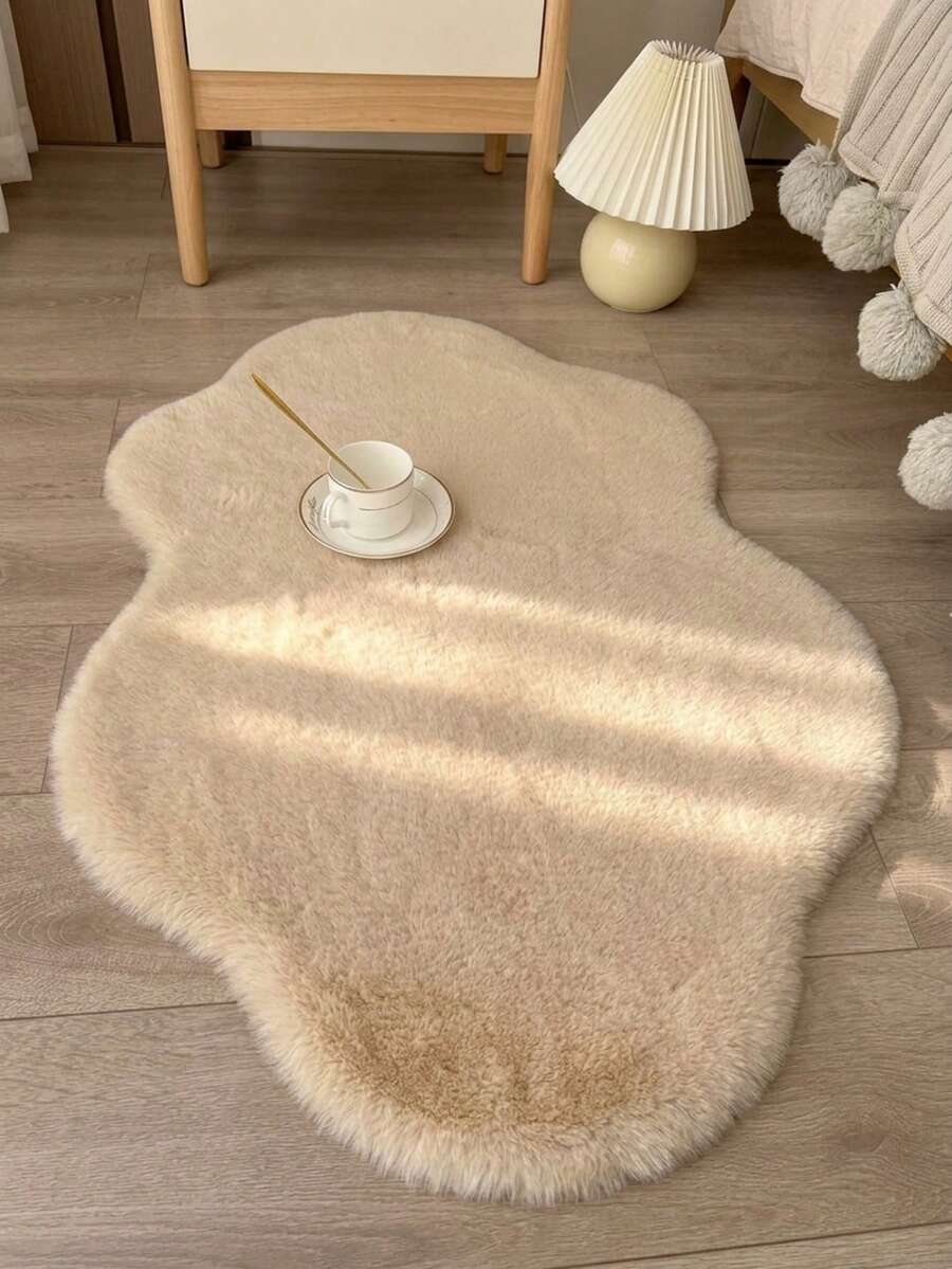 1pc Soft Fluffy Camel Cloud Shaped Rug, Suitable For Bedroom, Living Room, Study, Office, Non-Slip Cute Faux Fur Decorative Rug, Bedside Rug, Play Mat, Bedroom Decor, Autumn Home Decor, Room Decor, Autumn Decoration - Camel - View 1