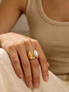 Stainless Steel Leopard Print Stone & Artificial Turquoise Textured Geometric Wide Band Ring, Suitable For Women, Mothers And Best Friends, 18K Gold Plated Wedding, Party And Holiday Matching Jewelry, Extraordinary Gift - Multicolor - View 3