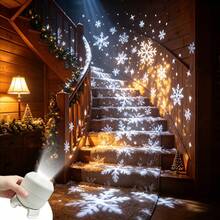 聖誕雪花投影小夜燈，可投射雪花圖案，為秋冬季節的臥室營造氛圍感，是聖誕節與假期季節的絕佳禮物（USB供電版） - USB插電式投影燈 - 查看 5