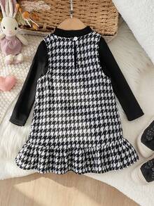 2pcs Baby Girl Classic Elegant Solid Color Small Stand Collar Long Sleeve Base Layer & Houndstooth Bow Hem Tank Dress Set, Spring/Autumn - Black - View 5