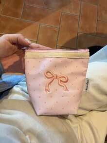日韓風小眾設計 Ins 風波點刺繡蝴蝶結美學收納包，手提即拍相機小包，女款學生化妝包，CCD 便攜式衛生棉收納包，手拿包 - 粉色 - 查看 7