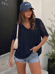 Plus Size Women's V-Neck Short Sleeve Lace Patchwork T-Shirt, Summer Casual - Navy Blue - View 3