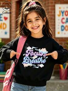 سويت شيرت Focus & Breathe بشعار سحابة متدرجة الألوان - الأسود - مشاهدة 9