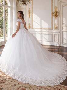 Elegant Short Sleeve V-Neck Handmade Beaded Applique Tulle Wedding Dress (Under Dress Not Included), Bridal Spring Fall - Beige - View 7
