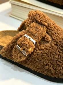 Sandal Rumah Pria Musim Dingin Bertutup Ujung Kaki Sol Lembut Sandal Karpet Anti Selip Lembut Mewah Sandal Lantai Hangat Dalam Ruangan (Sedikit Perbedaan Warna) - Coklat - View 9