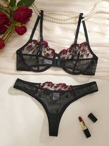 Conjunto de Lingerie Feminino com Bordado de Rosa Vermelha em Tule Transparente, Sutiã Sem Aro de 2 Peças com Pingente de Coração - Preto - Visão 7
