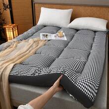 Soft Breathable Thin Mattress Pad, Foldable Floor Sleeping Pad, All-Season Tatami Mat, Suitable For Bedroom, Dorm, Guest Room And Hotel, Multiple Sizes Available - Black - View 4