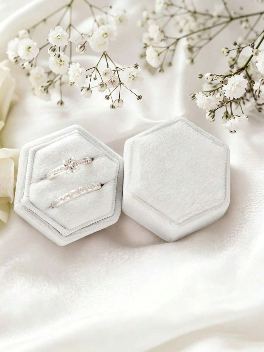 1件裝優雅六角形天鵝絨戒指展示盒，白色訂婚與婚禮套裝紀念盒，雙格戒指收納盒，情人節禮物
