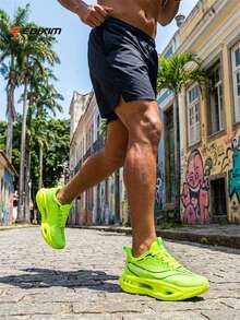 EDIXIM Sepatu Lari Pria Model Baru Musim Semi/Gugur 2026, Sepatu Lari Jalan Raya Berbahan Jala Bernapas, Sol Lembut Peredam Guncangan - Hijau fluoresensi - View 1