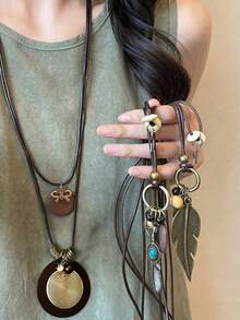 Set Kalung Tali Kulit Gaya Bohemian 4 Buah dengan Liontin Kayu & Tembaga, Aksesori Ringan Vintage Serbaguna untuk Musim Gugur/Dingin, Hadiah Sempurna - MultiWarna - View 9
