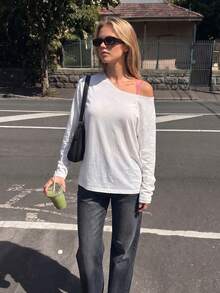 Women's White Cold Shoulder Long Sleeve Top, Solid Color Casual Versatile Daily Wear Loose Fit T-Shirt - White - View 4