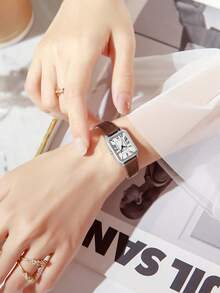 Jam Tangan Wanita LUCKYFOX Vintage Square Kulit PU Quartz, Gaya Minimalis dan Elegan dengan Gelang dan Kotak Hadiah yang Serasi, Jam Tangan Hadiah untuk Pemakaian Sehari-hari - Coklat - View 5