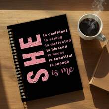 1本 14*21cm 螺旋筆記本，SHE Is Confident Strong Beautiful Is Me 勵志金句印花黑色軟封面日記本，橫線書寫筆記本，適用學校、辦公室、日常記錄，送給女性的禮物 - 款式C - 查看 4