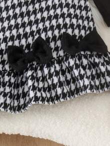2pcs Baby Girl Classic Elegant Solid Color Small Stand Collar Long Sleeve Base Layer & Houndstooth Bow Hem Tank Dress Set, Spring/Autumn - Black - View 7