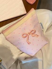 日韓風小眾設計 Ins 風波點刺繡蝴蝶結美學收納包，手提即拍相機小包，女款學生化妝包，CCD 便攜式衛生棉收納包，手拿包 - 粉色 - 查看 6