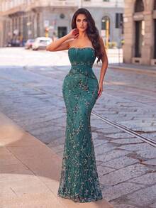 Elegant Women's Fitted Strapless Mermaid Long Evening Gown, Suitable For Valentine's Day Party, Evening Gala, Celebration, Night Occasions - Dark Green - View 5