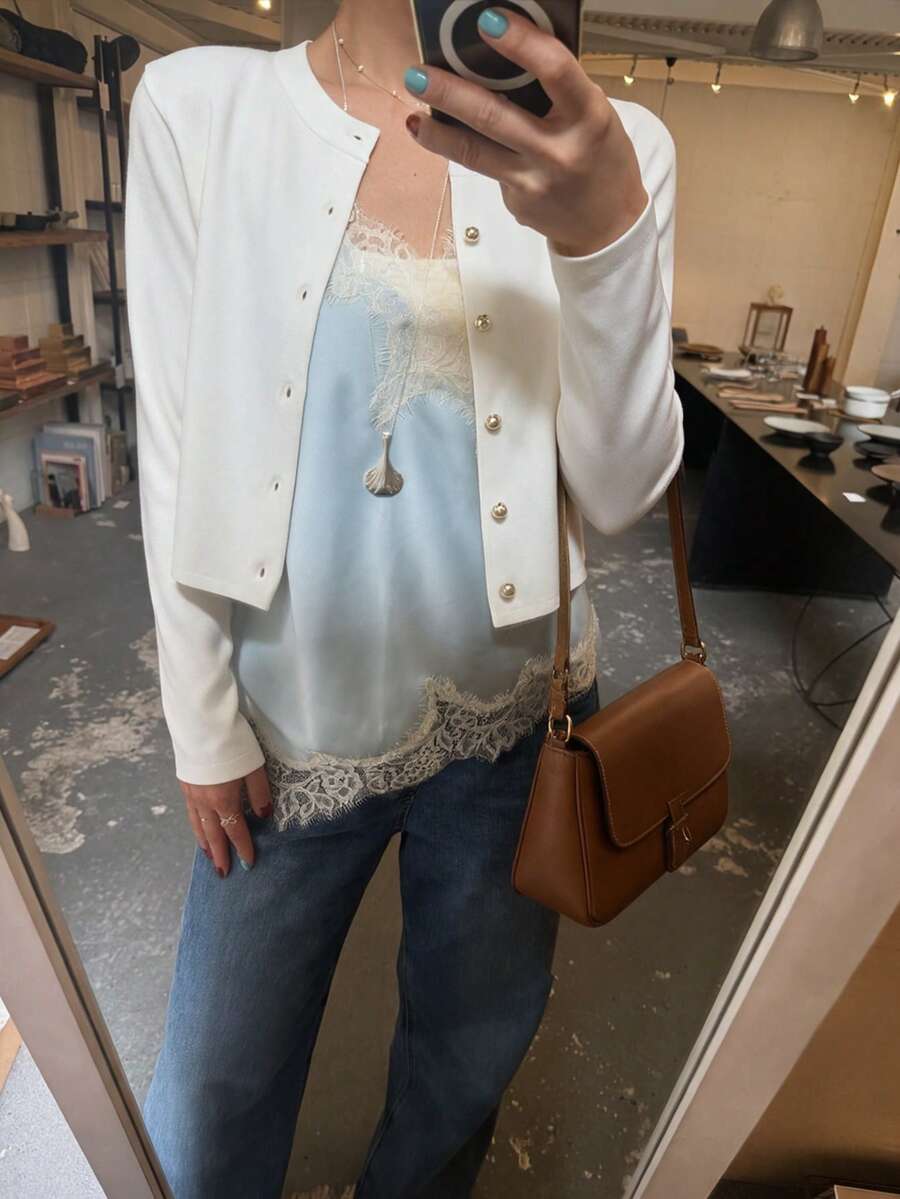 FOR BEAUTY 女款短版針織開襟衫，圓領金色鈕扣長袖上衣，優雅修身針織毛衣，日常度假穿搭，白色秋季款