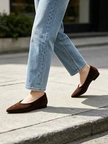 2026 New Women's Retro Brown Suede Pointed Toe Low Heel Pumps, Low Vamp Slingback Shoes With Soft Sole, Early Autumn Style - Brown - View 2