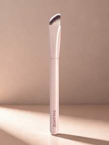 MAANGE 1pc Professional Triangular Highlighter Brush, Angled Makeup Brush, Concealer Brush, Face Brush, Contour Brush, Detail Brush, Makeup Tool For Daily Makeup, Suitable For Liquid Cosmetics, Travel Essential Makeup Accessory, Ideal Gift For Girls - Multicolor - View 16