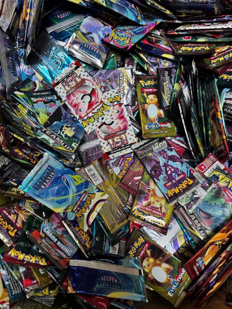 asmodee بطاقات بوكيمون 200/100/50 قطعة Vmax GX Vstar، بطاقات لعبة أنمي إبداعية ممتعة، نسخة جيب 10 قطع/عبوة، نسخة إنجليزية، سلسلة الشمس والقمر، نجمة بريزم، حزمة توسيع البطاقات، بطاقات نادرة، معركة البطاقات، التطور، لعبة طاولة، هدية عطلة، هدية حفلة، هدية عيد الميلاد، هدية زميل الدراسة - متعدد الألوان - مشاهدة 1