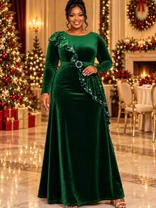 Plus Size Green Velvet Maxi Dress Long Sleeve Beaded Ruffle With Rhinestone Buckle Belt Bodycon Formal Evening Church Wedding Guest Gown Fall Outfit - Dark Green - View 1
