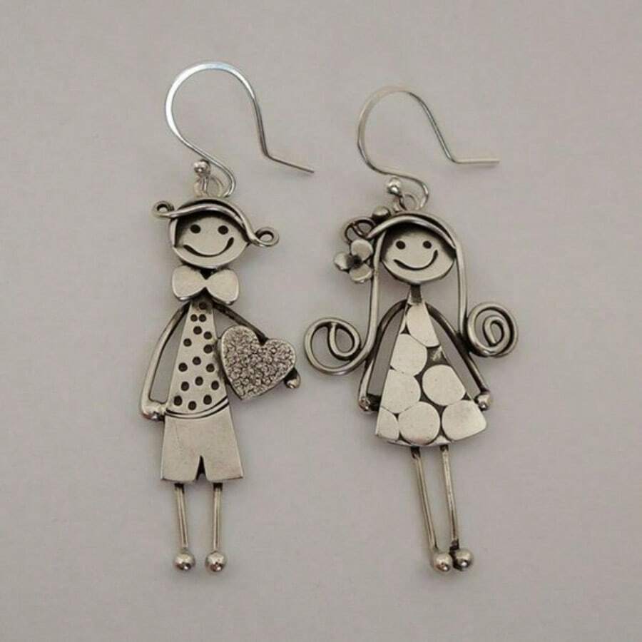 1 Pair Creative Bohemian Style Cute Couple Character Metal Pendant Earrings - Silver - View 1