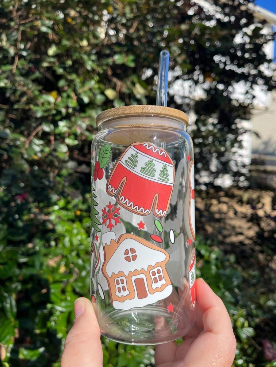 Christmas Gingerbread House & Snowman Print Glass Cup With Bamboo Lid And Glass Straw, Large Capacity Transparent Can-Shaped, Festive Atmosphere, Suitable For Home, Office Drinking And Daily Gifting