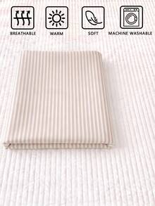 1 buah Sarung Bantal Panjang Motif Digital Garis-Garis Halus Warna Khaki Muda (Tanpa Isian), Serat Poliester yang Nyaman dan Bernapas, Cocok untuk Semua Musim, Digunakan di Kamar Tidur, Dekorasi Rumah, Serbaguna, Segar dan Menawan untuk Penggunaan Sehari-hari - MultiWarna - View 5