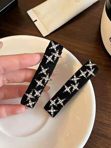Jepit Rambut Bintang Berkilau dari Kain Hitam, Jepit Rambut Poni Samping Gaya Manis & Keren, Jepit Tepi Langit Berbintang Pentagram Berlian Imitasi Unik, Cocok untuk Pemakaian Sehari-hari, Kencan, dan Hadiah - MultiWarna - View 2