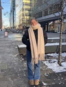1PC Women's Autumn/Winter New Solid Color Fluffy Tassel Scarf, Comfortable Large Shawl, Soft Warm Outdoor Scarf For Autumn/Winter, Simple Versatile Daily Wear Suitable For Christmas And Other Holidays - Beige - View 2