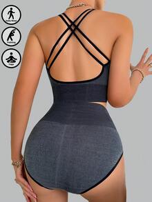 2 Pieces Sets Woman, Sporty Seamless Gray Color Block Cross Back Strap Sports Bra & High Waist Briefs. - Dark Grey - View 2