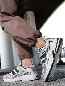 1 Pair Contrast Color Retro Chunky Sneakers Casual Sports Running Shoes Mesh Breathable Comfortable Shock-Absorbing Soft & Bouncy - Silver - View 5