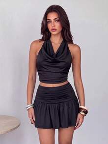 Setelan Atasan Crop Tanpa Punggung Berkerah Draping dan Rok Mini Berumbai Warna Hitam untuk Wanita, Busana Pesta Dua Potong Elegan dengan Kerah Cowl, Potongan Slim Fit - Hitam - View 4