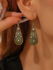 1 Pair New Creative Green Bohemian Style Geometric Rhinestone Water Drop Earrings, Unique Design With High-End Fashion Versatile Earrings For Women, Suitable For Daily Wear - Earring - View 6
