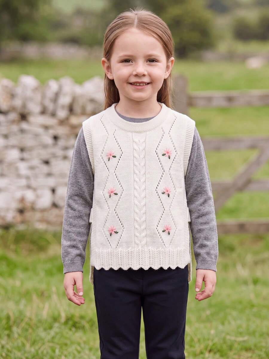Girls' Spring/Summer/Autumn Knitted Cable Knit Round Neck Embroidered Side Hollow Pullover Vest - White - View 1