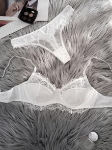 1 Set Women's Lace Patchwork Underwire Thin Cup Comfortable Lingerie Set - White - View 3