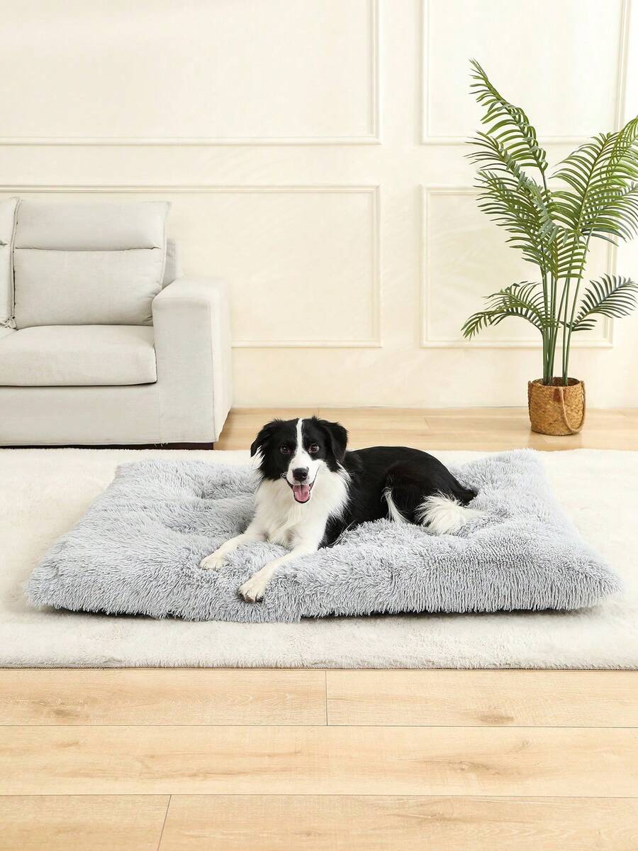 Thick Plush Dog Bed Winter Warm Pet Mat All-Season Removable Washable Cat Bed For Medium And Large Dogs - Grey - View 1