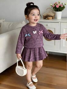 2pcs Set Baju Bayi Perempuan Sederhana dan Nyaman dengan Motif Kupu-kupu 3D dan Pita Warna-warni, Atasan Lengan Panjang Leher Bulat + Rok Lipit yang Serasi, Cocok untuk Musim Semi/Gugur - Purple - View 1