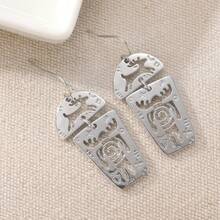 1 Pair Geometric Vintage Pendant Earrings, Handmade Hollow Deer Design, Cute Creative Jewelry Accessory - Silver - View 4