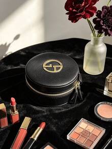 Black Water‑Ripple Textured Round Cosmetic Pouch Double‑Zipper Circular Makeup Case With Large 3D Metal Logo Faux‑Leather Portable Travel Storage Bag For Cushion Jewelry Small Cosmetics Holiday Gift Armani - Black - View 3