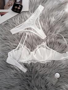 1 Set Women's Lace Patchwork Underwire Thin Cup Comfortable Lingerie Set - White - View 2