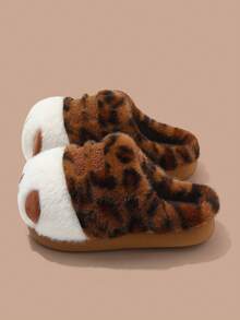3D Cute Cartoon Cat Paw Design Couple Home Slippers, Unisex Winter Warm Bedroom Slip-On Thick Sole Plush Slippers - Coffee Brown - View 7