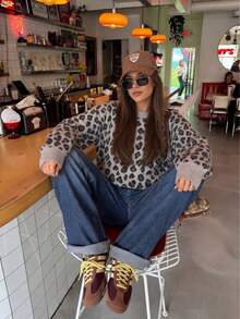 Women's Leopard Print Round Neck Sweater, Casual Loose Ribbed Cuff Pullover, Suitable For Daily Wear, Street Style, Party - Grey - View 3