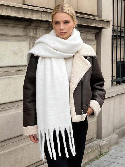 1pc Women's Solid Color Extra Long Faux Wool Warm Scarf With Fashion Tassel Design, Suitable For Outings, Travel, Shopping, Photography, Parties, Holiday Celebrations, Gifts And Campus Style, Also Can Be Given As A Gift To Best Friends