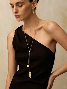 1pc Gold Stainless Steel Hypoallergenic Leaf Pendant Adjustable Long Necklace For Women, Elegant Style Suitable For Street Photography And Daily Decoration - Gold - View 4