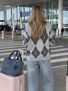 Women's Winter Fuzzy Diamond Pattern Crew Neck Knit Sweater, Casual Minimalist Pullover Top - Grey - View 3