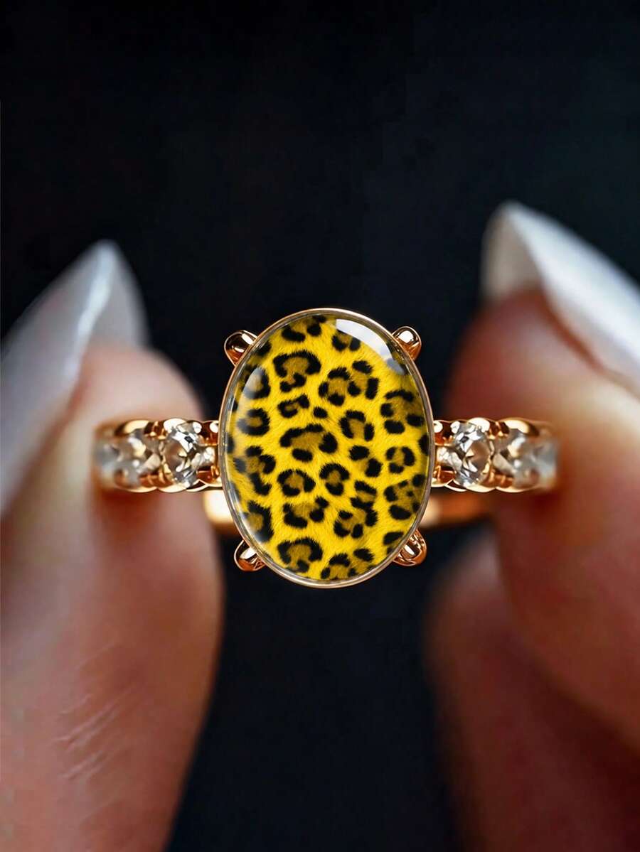 Women's Yellow Leopard Print Oval Statement Ring, Gold Tone Transparent Rhinestone Decor Fashion Ring, Eye-Catching Animal Print Cocktail Jewelry, Suitable For Party, Daily Wear And Gifting - Multicolor - View 1
