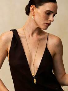 1pc Gold Stainless Steel Hypoallergenic Leaf Pendant Adjustable Long Necklace For Women, Elegant Style Suitable For Street Photography And Daily Decoration - Gold - View 1